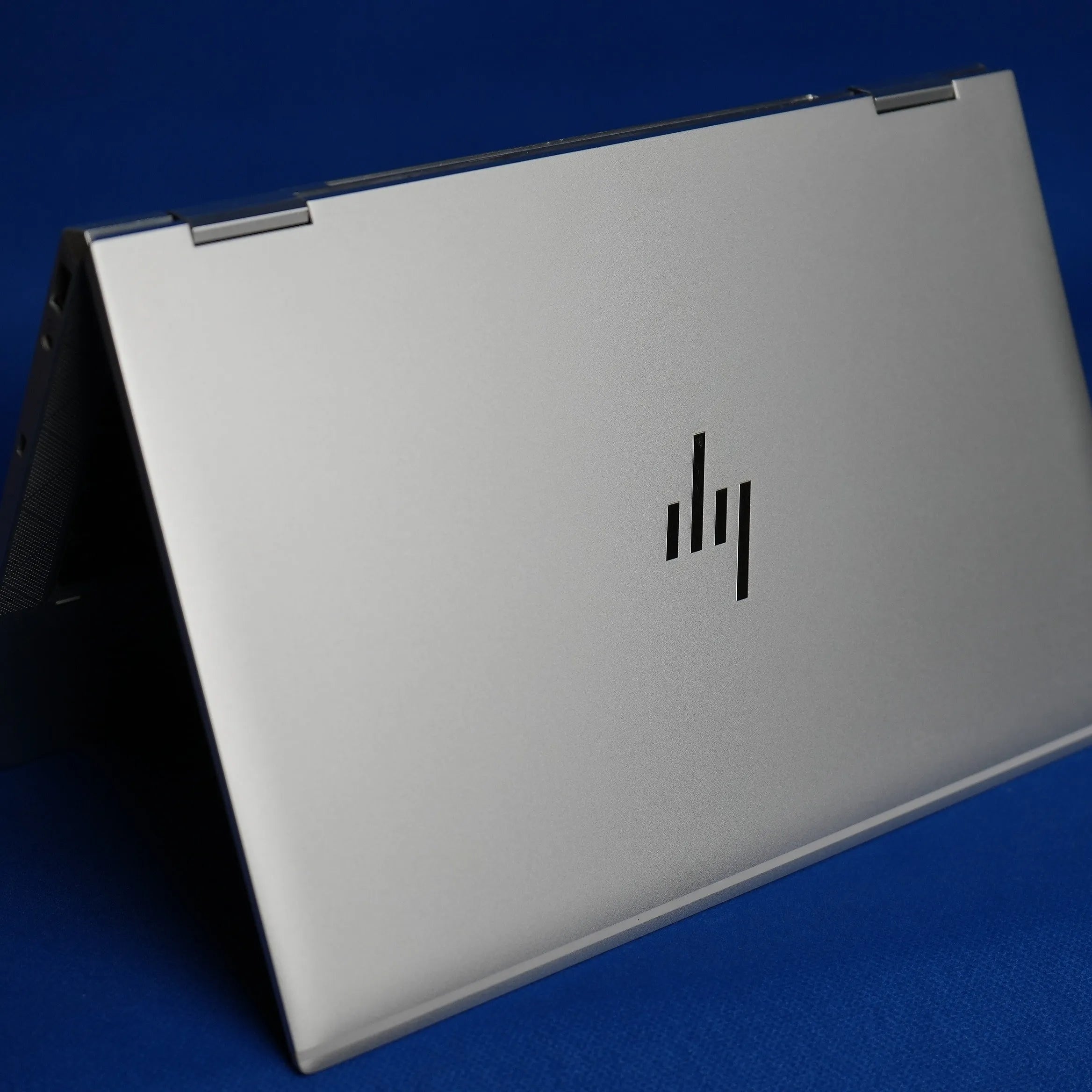 HP EliteBook x360 1030 G8