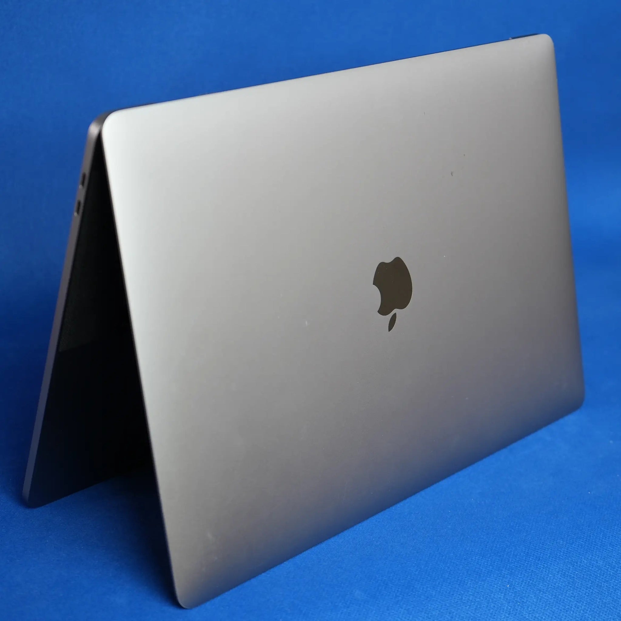 筆電先生 APPLE MacBook Pro A1990 | - 筆電先生