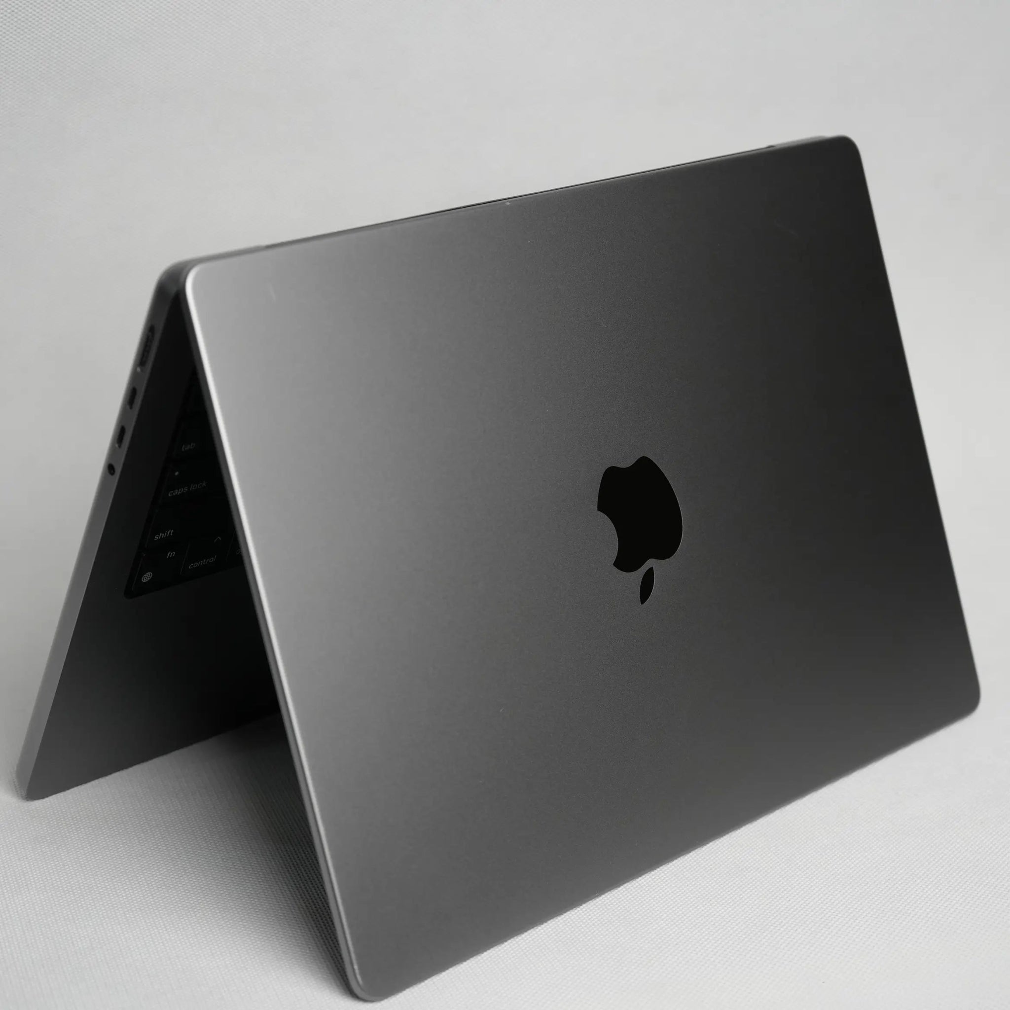 筆電先生 Apple Macbook Pro A2442 8C14G | - 筆電先生