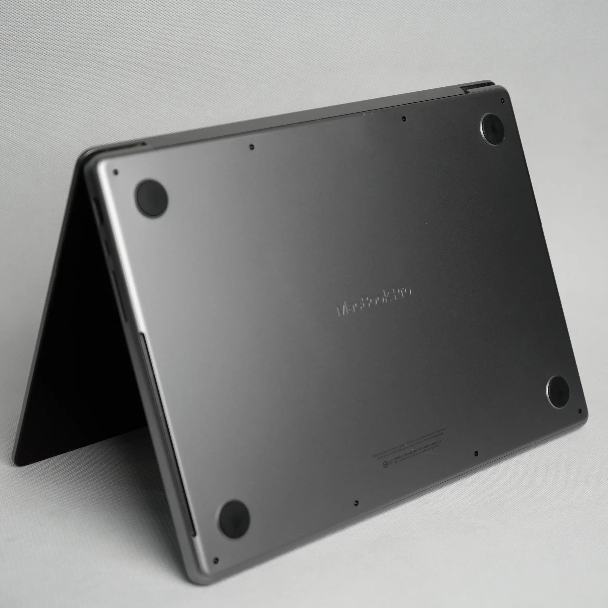 筆電先生 Apple Macbook Pro A2442 8C14G | - 筆電先生