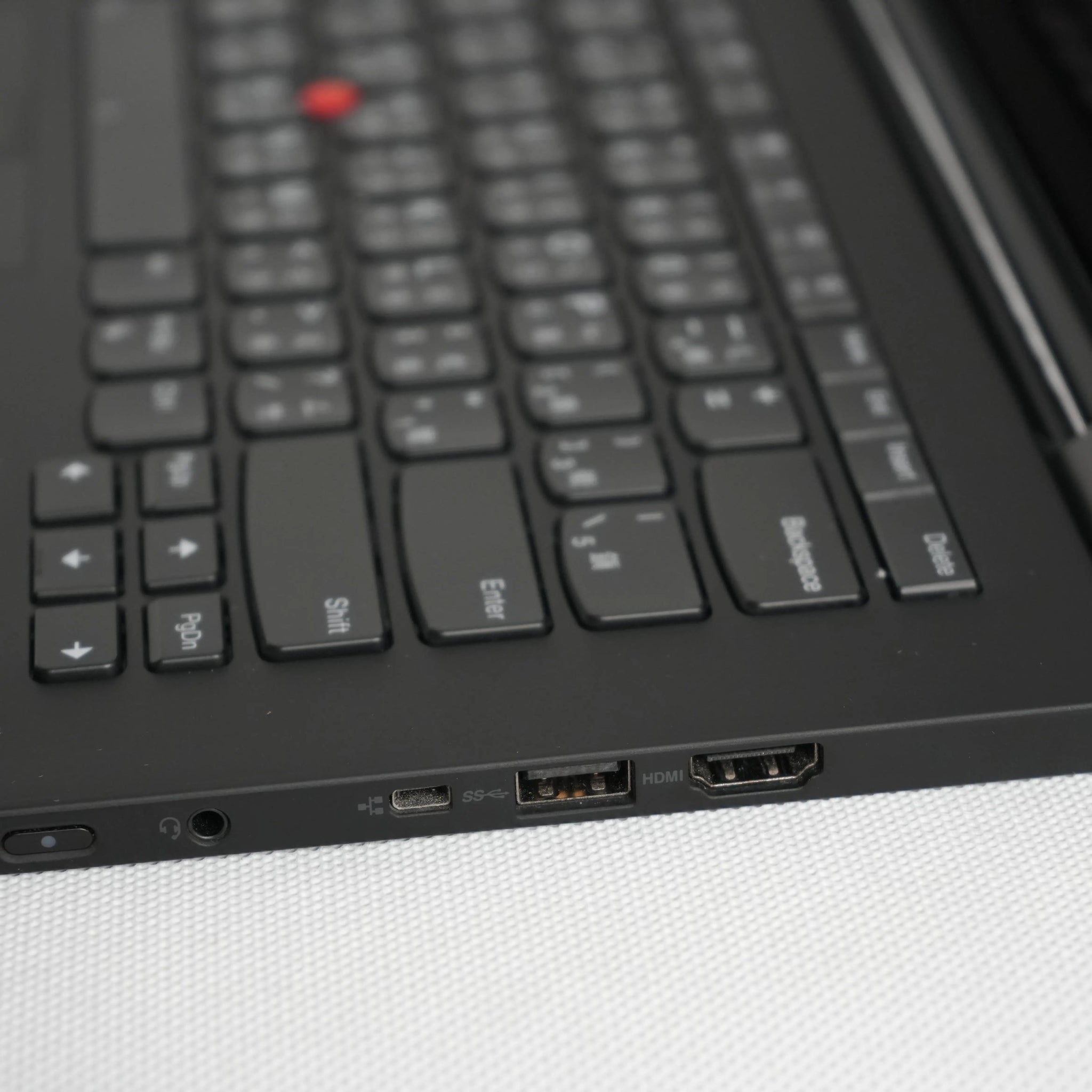 筆電先生 Lenovo ThinkPad X1 Yoga | - 筆電先生