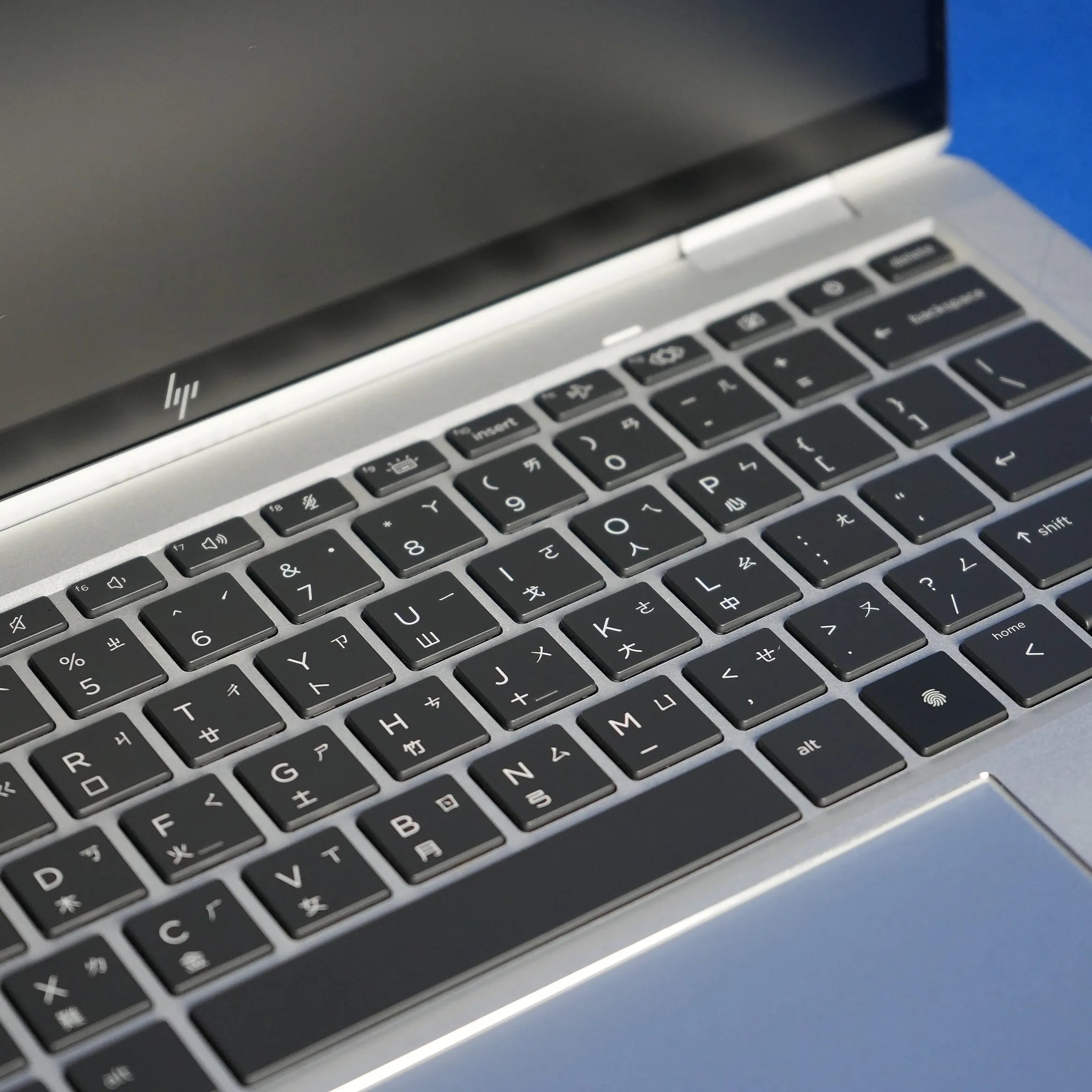 HP EliteBook x360 1030 G8