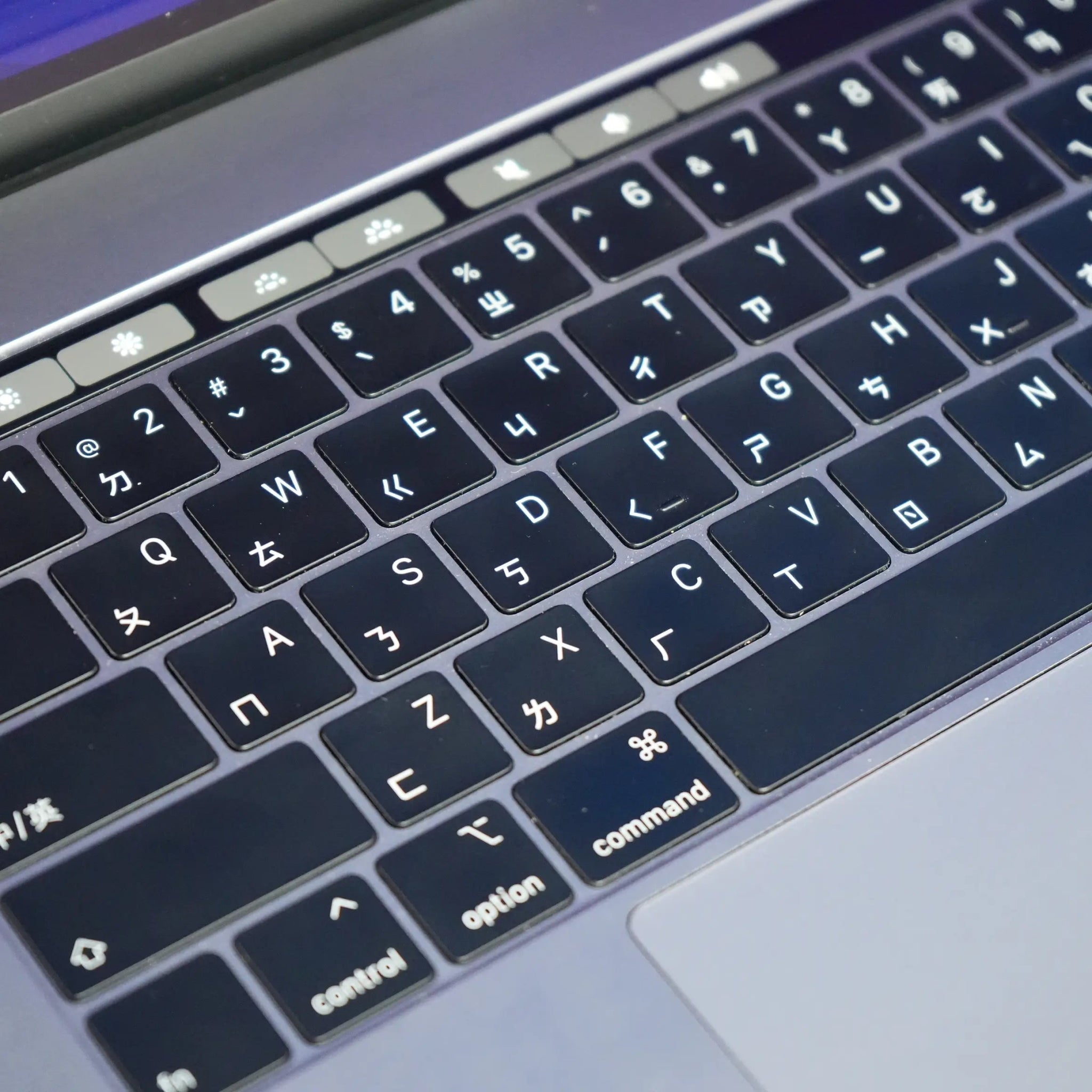 筆電先生 APPLE MacBook Pro A1990 | - 筆電先生