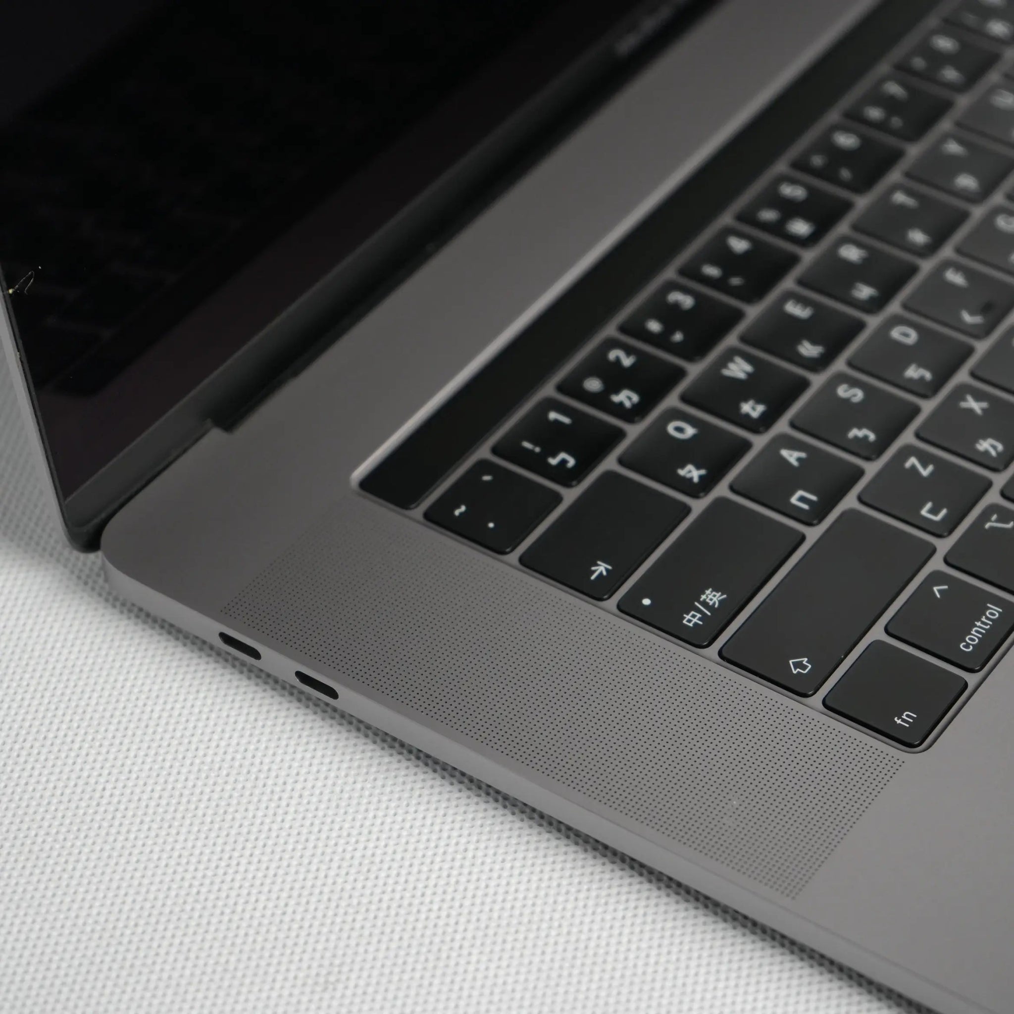 筆電先生 Apple Macbook Pro A1990 | - 筆電先生