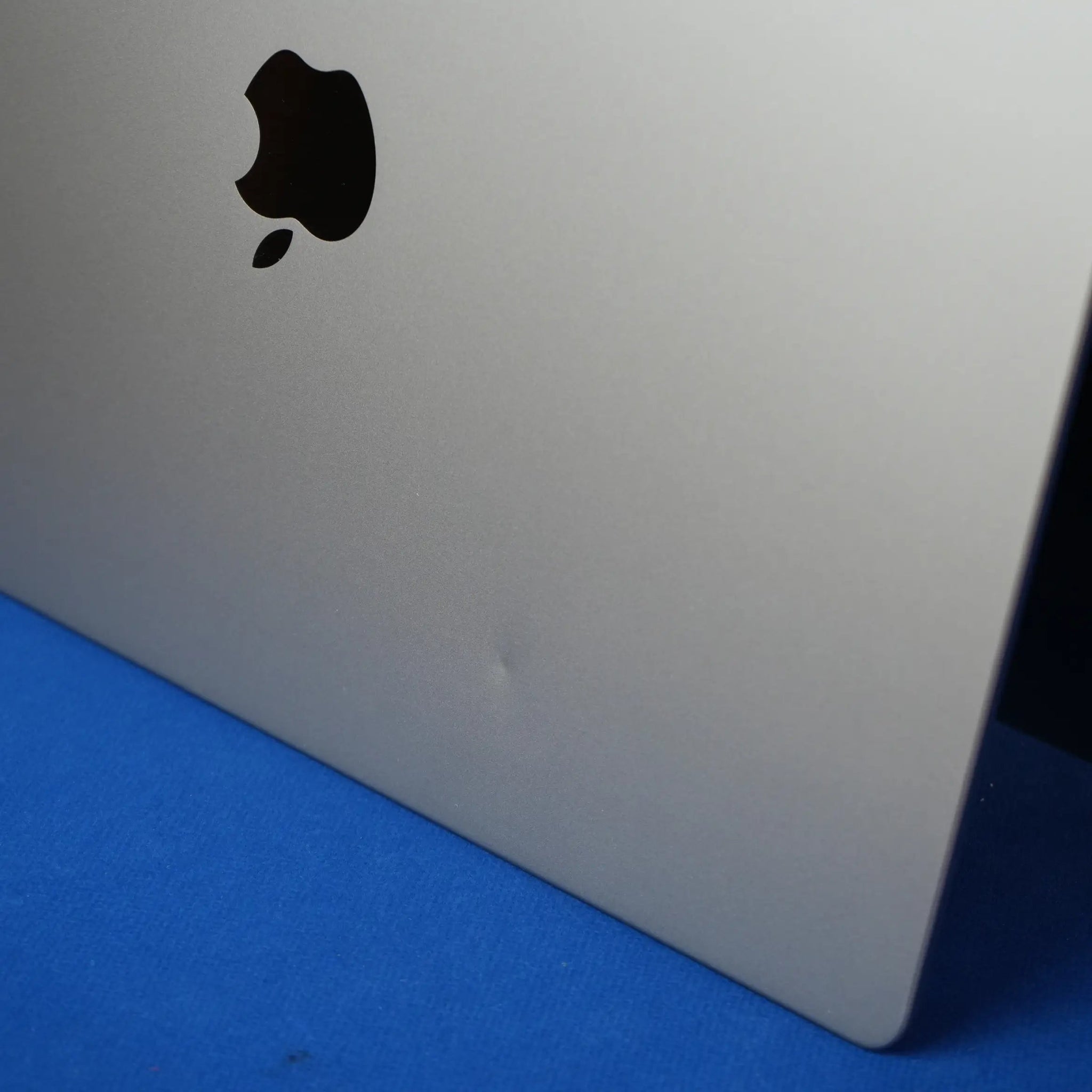 筆電先生 Apple Macbook Pro A2780 12C32G | - 筆電先生