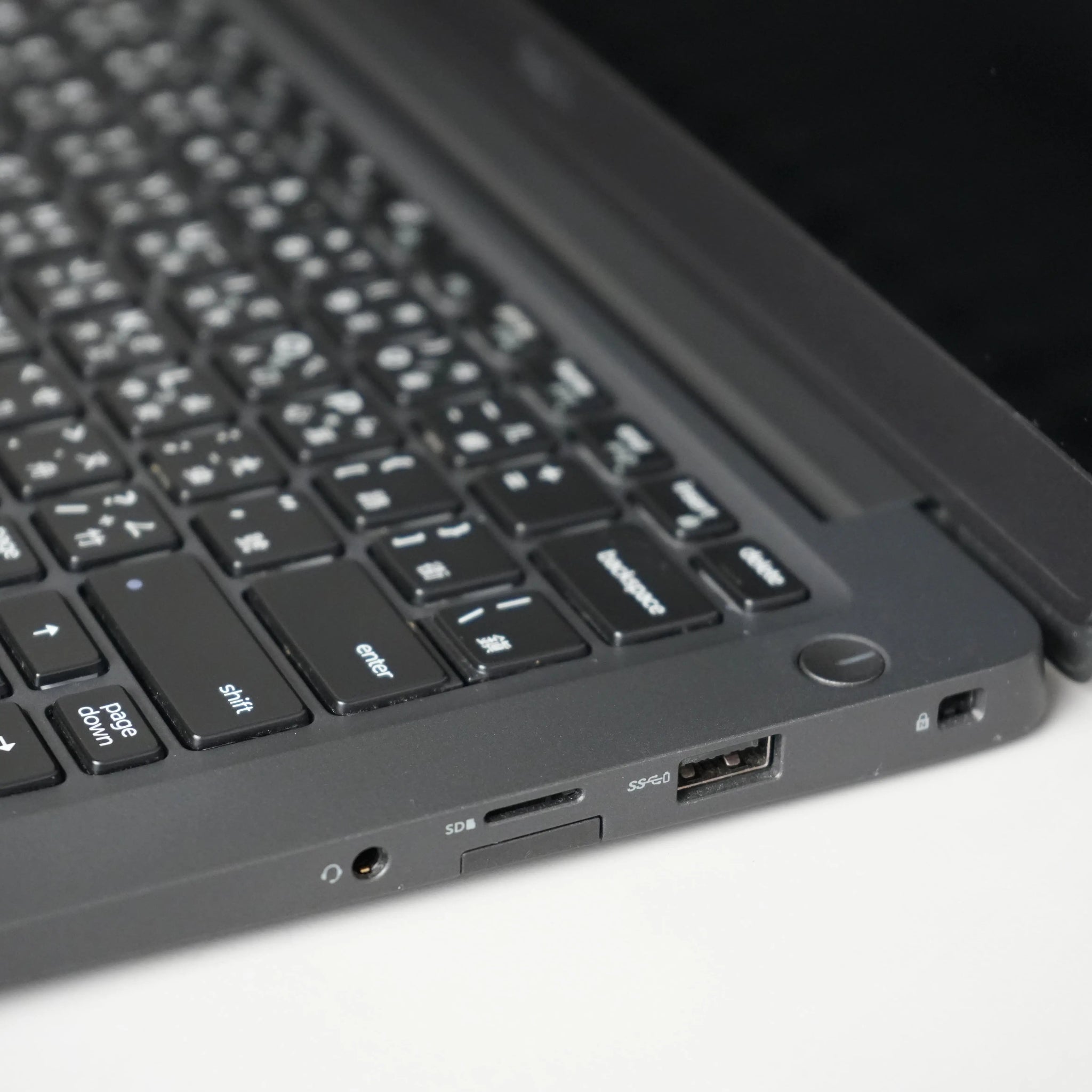 筆電先生 Dell Latitude 7300 | - 筆電先生