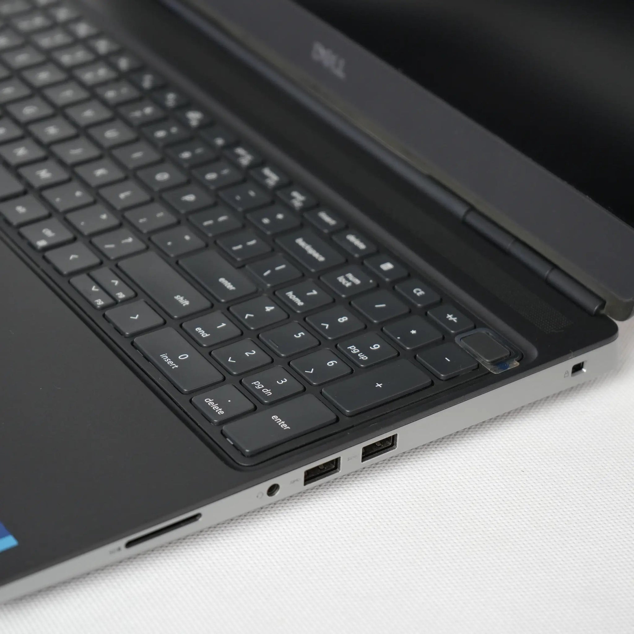 筆電先生 Dell Precision 7550 | - 筆電先生