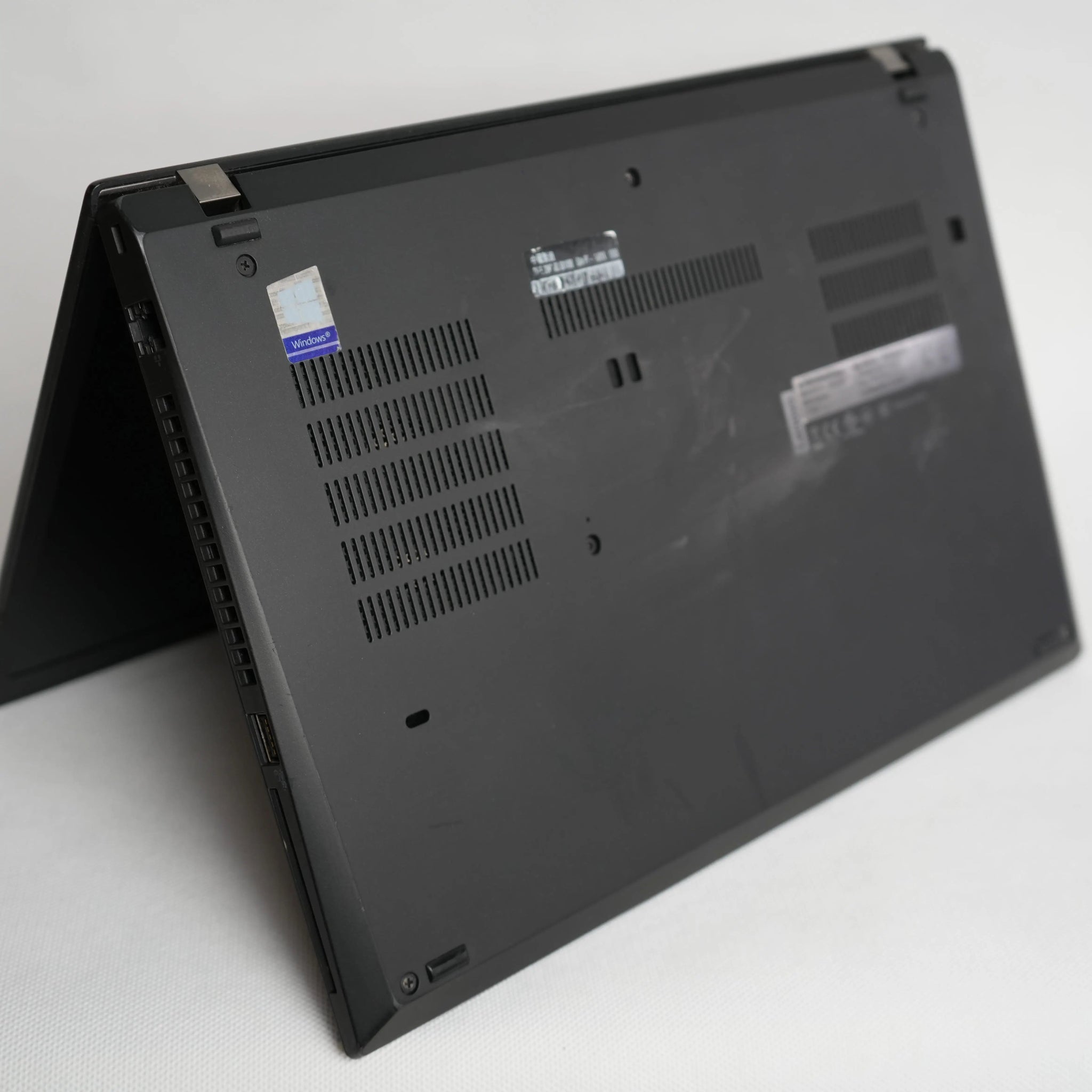 筆電先生 Lenovo Thinkpad T490 | - 筆電先生